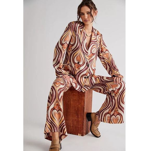 New Free People One Way Out Retro Printed Flare Pants Size 4 Boho Chic - Picture 1 of 6